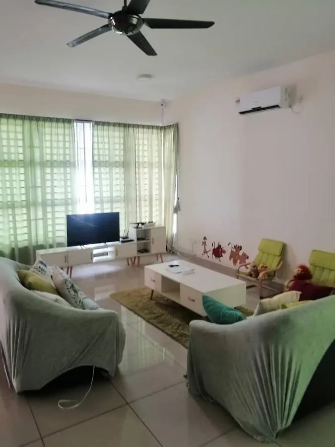 ג'והור בהרו Cozy Homestay Desaru Vacation Bungalow - 10 Pax